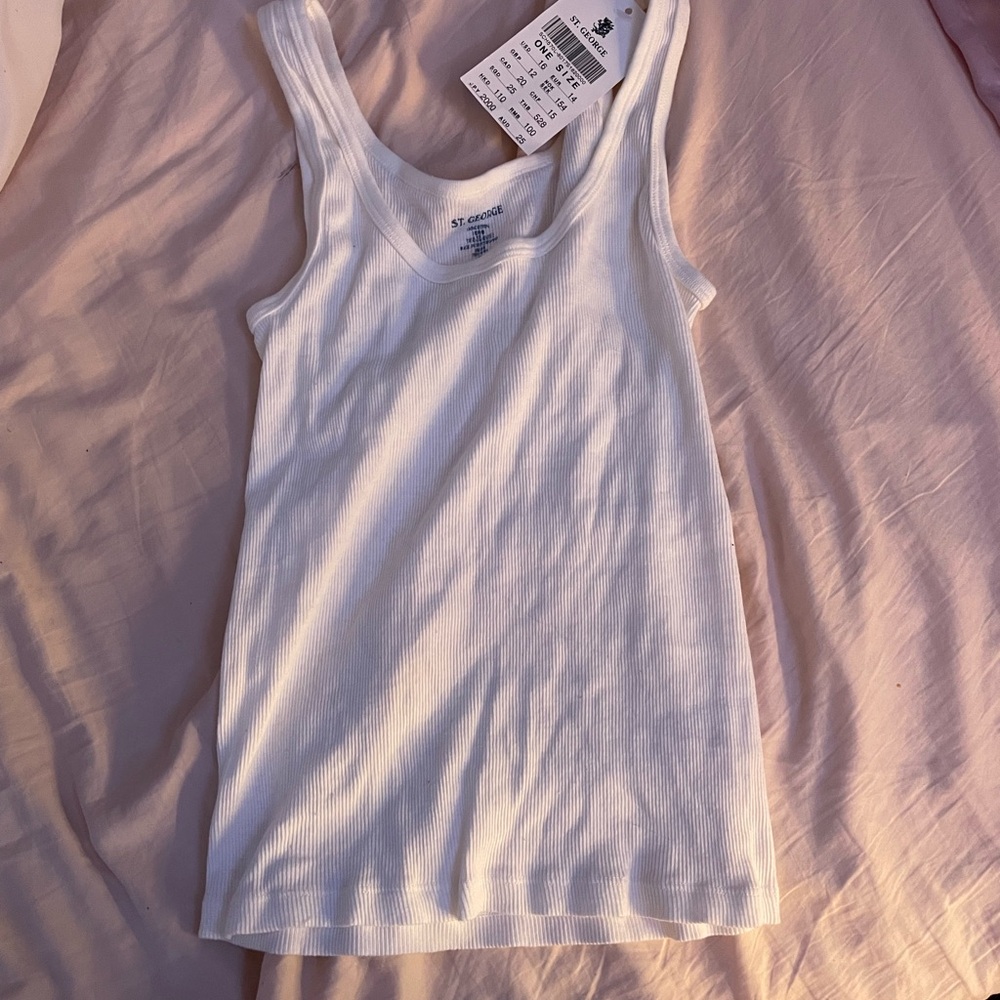 Brandy Melville White Ribbed Fitted Sleeveless Tank Top